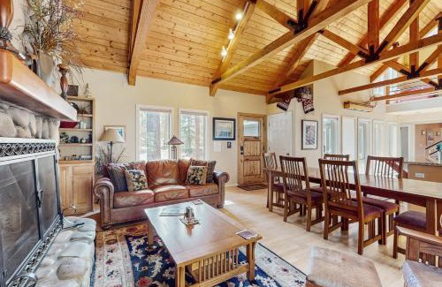 Deer Park House | Adventure Awaits Lodge