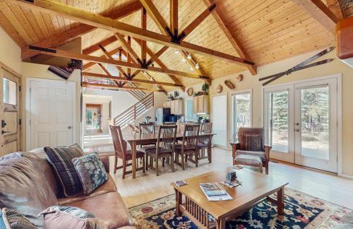 Deer Park House | Adventure Awaits Lodge