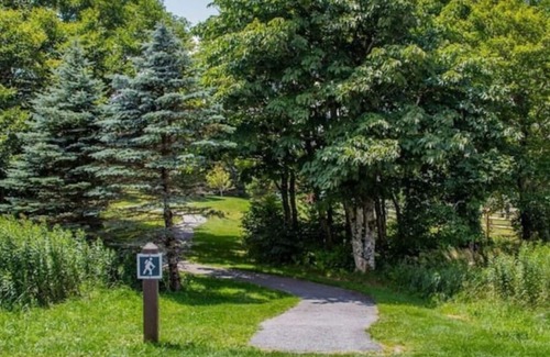 Banner Elk Condo | Adventure Awaits! Hike, ski, bike, golf & relax!