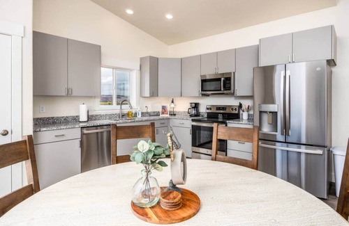 Kanab House | Adventure Base for Explorers l Daisy by Stay