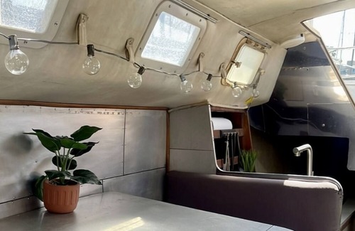 Marina del Rey Boat Rental | Adventure Boat