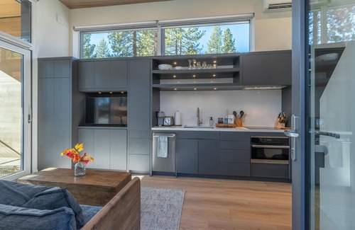 Truckee Cabin | Adventure Cabin 43 - Luxurious Adventure Cabin