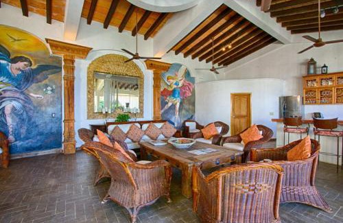 Conchas Chinas House | Adventure House Conchas Chinas