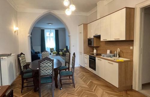 Kaposvar Apartment | Ady1 Apartment