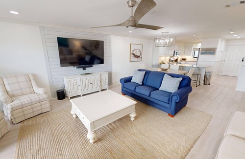 Holiday Isle Condo | Aegean 102 is a Stunning 2 BR Ground Floor Gulf front unit