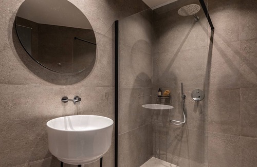 Athens City Centre House | Aegle - by Celestial Suites