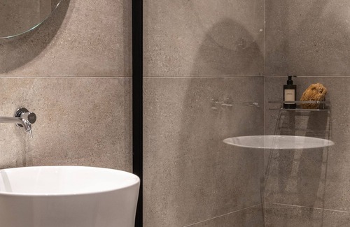 Athens City Centre House | Aegle - by Celestial Suites