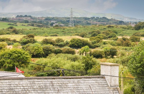 Amlwch Cottage | AEL Y BRYN, family friendly, character holiday cottage in Carreglefn