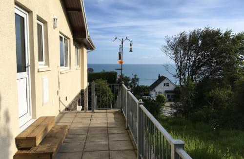 Tan-y-groes House | Aelwyd Y Don