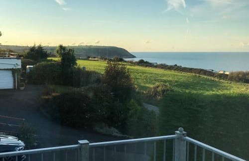 Tan-y-groes House | Aelwyd Y Don