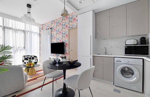 Dubai Apartment | Aesthetic 1BR Apt with City View
