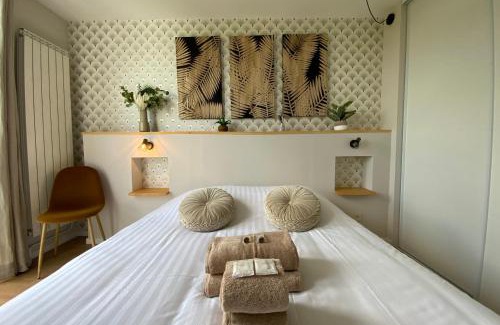 Estanove House | Aesthetics - 2 bedrooms and secure parking!
