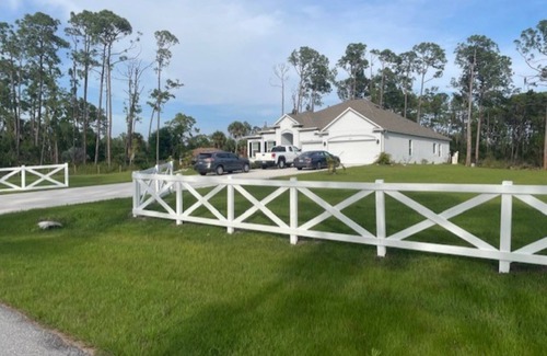 North Port House | Affordable 3 bed 2 bath and a 4th office room on 3-acre lot close to Siesta Key