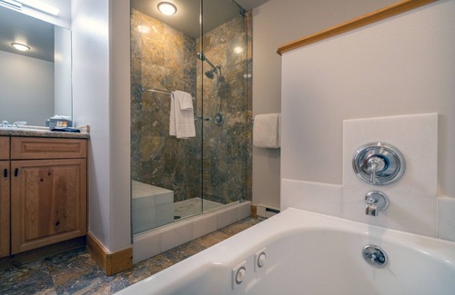 Mountain Village Hotel | Affordable Lock-Off Hotel Room With Amenities