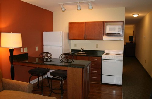 Westover Hotel | Affordable Suites Fayetteville