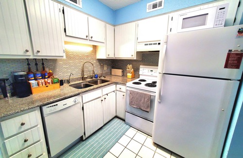 Crescent Beach Condo | AfterDune Delight-Pet Friendly-Free Tickets-Oceanview