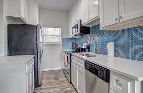 Port Aransas Condo | Afterdune Delight ~ Swimming Pool, Beach Access & Playground!