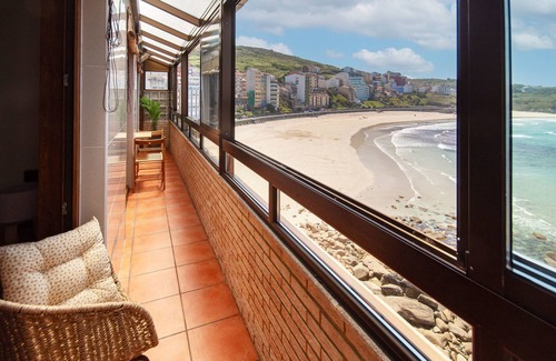 Malpica de Bergantinos Apartment | AG Flat Caldeirón Malpica, first line of beach