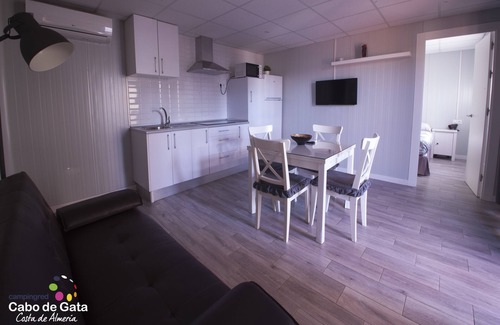 Pujaire House | agate 1