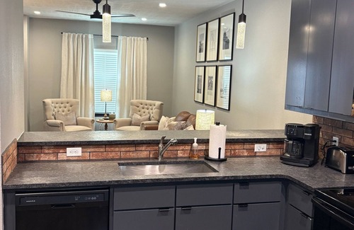 College Station Condo | Aggieland Getaway: 2BR/2.5BA Condo Minutes From Iconic Kyle Field & TAMU Campus!