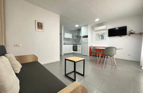 Roses Town Center Apartment | Agi Arago Studio