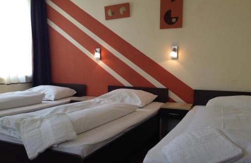 Pecs Hotel | Agoston