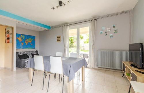 Maureilhan Apartment | Agréable logement avec piscine entre mer et vignes