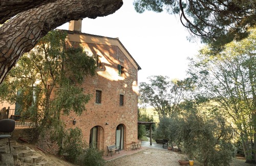 Pontedera Apartment | Agriturismo Alpaca NABUCCO Panoramic Apartment with Swimming Pool