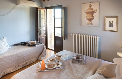 Montecastello Apartment | Agriturismo Alpaca - RIGOLETTO Panoramic apartment with swimming pool