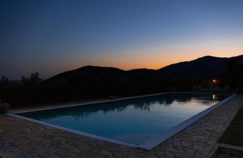Buti House | Agriturismo Cima alla Serra