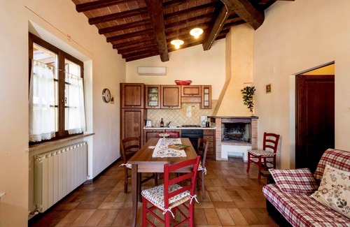 Popoltaio-Schiacciato Apartment | Agriturismo Case Graziani - Frantoio 1