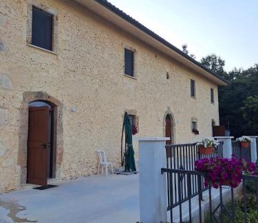 Castelliri House | Agriturismo Tenuta Pavoni