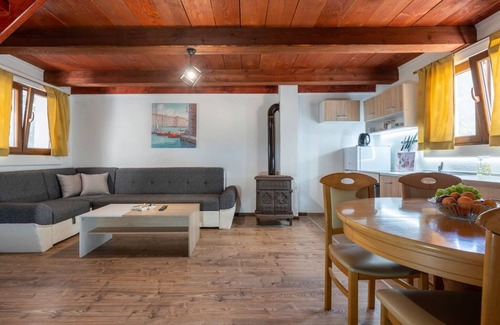 Zavala House | Agroturizam Villa Antonija - Holiday Home with Swimming Pool