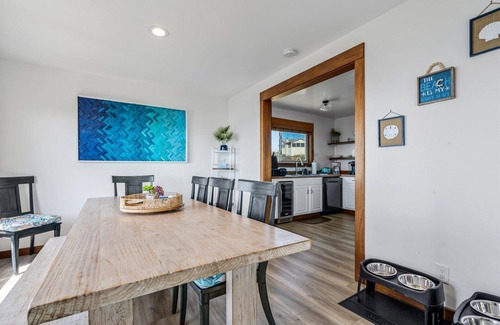 Dillon Beach House | Agua La Vista-Lounging Deck for Sunsets and Dolphin Viewing! HtTb/Pup/WiFi
