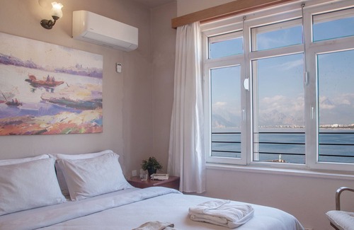 Kaleici House | Aheste Simple Sea View Flat in Lovely Old Town