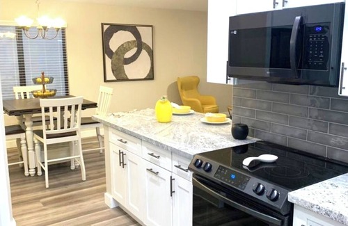 Mountain Park Ranch House | Ahwatukee Foothills Retreat in quiet neighborhood! Close to everything!