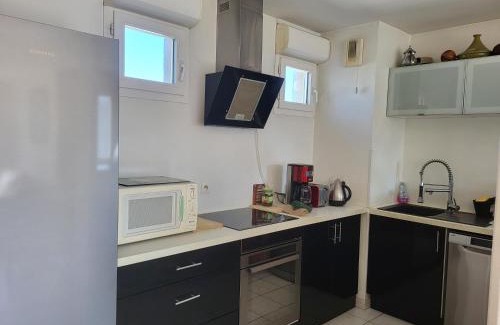 Saint-Denis Apartment | Aibnb Paris Stade de France notre-Dame Tour Eiffel