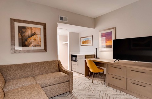 Edwards Business Park Hotel | Aiden by Best Western Scottsdale North