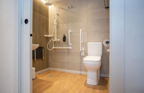 Burjasot Hotel | Aila II Hotel Boutique by SingularStays - Digital Access