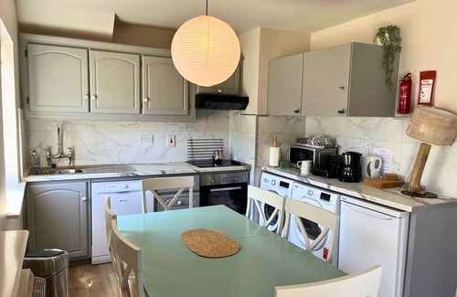 Ballyconneely Ski Chalet | Aillebrack Cottage, a perfect base for an break