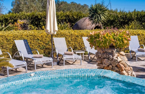 Ariany Villa | Air-Conditioned Country House with Tower, Pool, Terraces, Wi-Fi and Gorgeous Garden