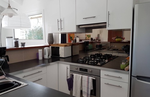 Bonifacio House | Air-conditioned detached house with private pool access