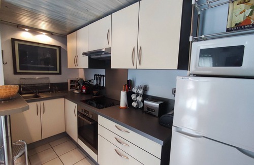 Argeles Plage Villa | Air-Conditioned Pavilion with Terrace, Secure Parking, 500m from Beach
