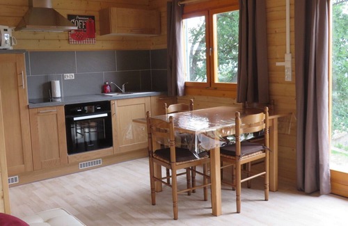 Vals-les-Bains Ski Chalet | Air-conditioned and heated chalet with a beautiful view of the mountain and the valley