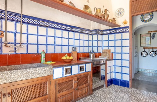 Soller House | Air-Conditioned Holiday Home with Pool, Wi-Fi, Balcony and Patio