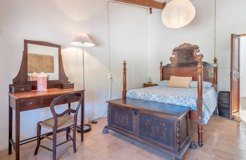 Soller House | Air-Conditioned Holiday Home with Pool, Wi-Fi, Balcony and Patio