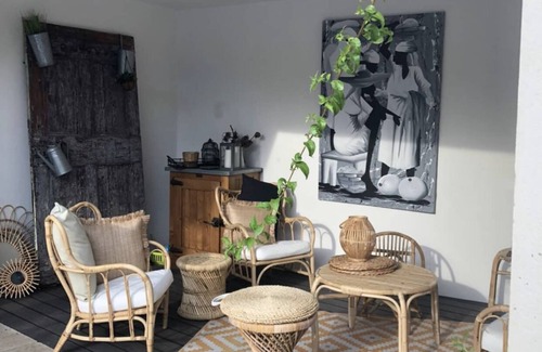 Arles House | Air-conditioned town house with heated swimming pool