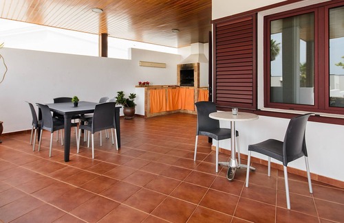 Playa del Cable Villa | Air-Conditioned Villa On the Beach with Pool, Terrace, Sea Views & Wi-Fi