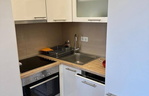 Sarajevo Condo | Air Urban 4-room apartment, balcony, parking, air-conditioned and fully equipped