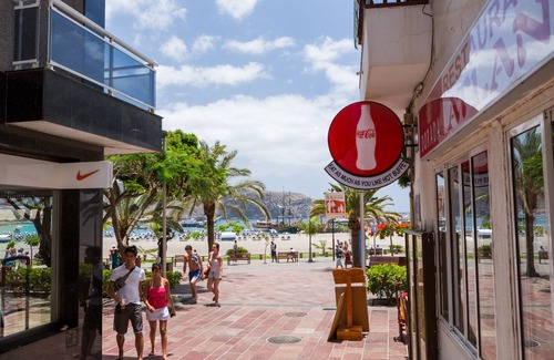 Los Cristianos Apartment | AirConditioned Penthouse Studio Two Steps From The Beach